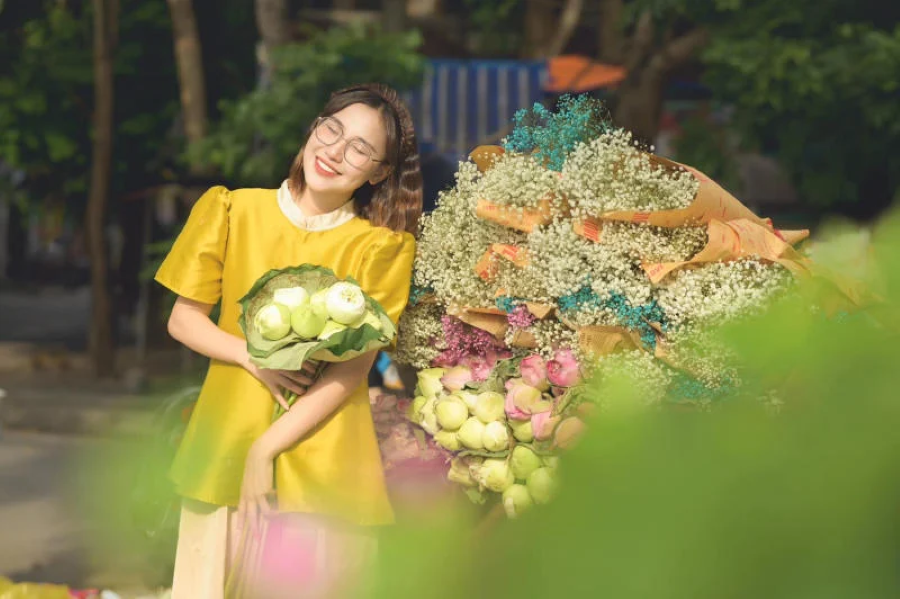 Bạn có thể chỉnh thêm nước ảnh hơi mờ, xoá phông nếu đằng sau có nhiều người để giúp bức ảnh thêm xinh