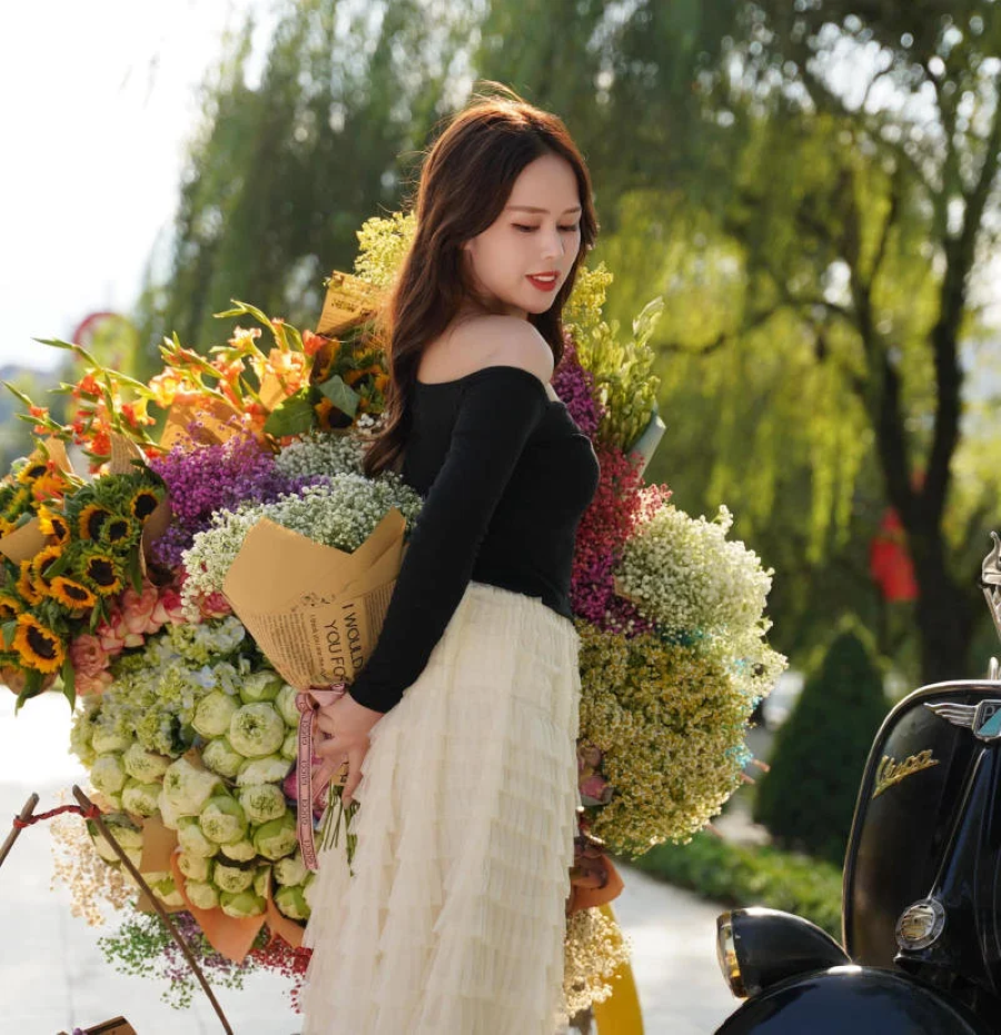 Chụp từ sau lưng dường như là một trong những “bí kíp thần thánh” để bạn có được tấm ảnh nghìn like