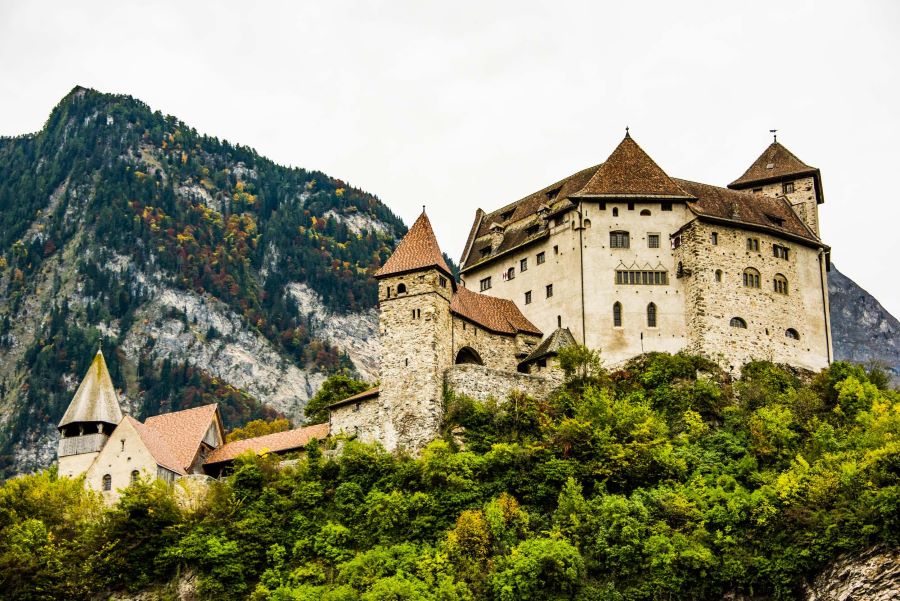 Lâu đài Gutenberg là công trình mang tính biểu tượng của Liechtenstein