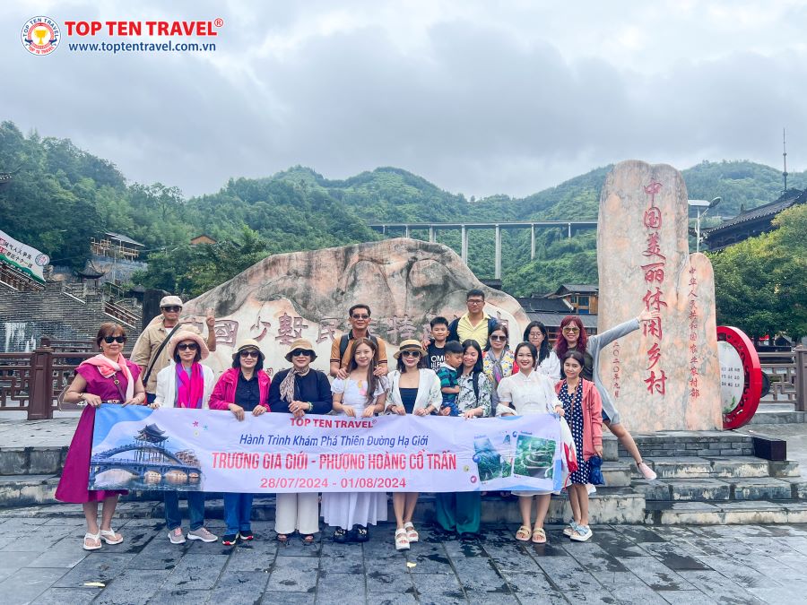 Tour Du Lịch Trung Quốc: Trương Gia Giới - Phượng Hoàng Cổ Trấn