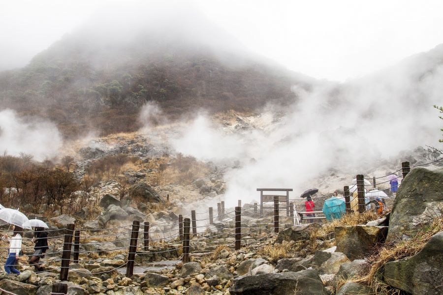 Khám phá thung lũng núi lửa Owakudani tuyệt đẹp