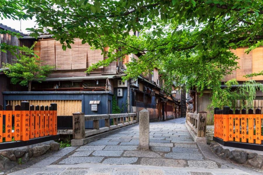 Phố cổ Gion Kyoto níu chân du khách bởi những dãy nhà truyền thống mang đậm dấu ấn thời gian