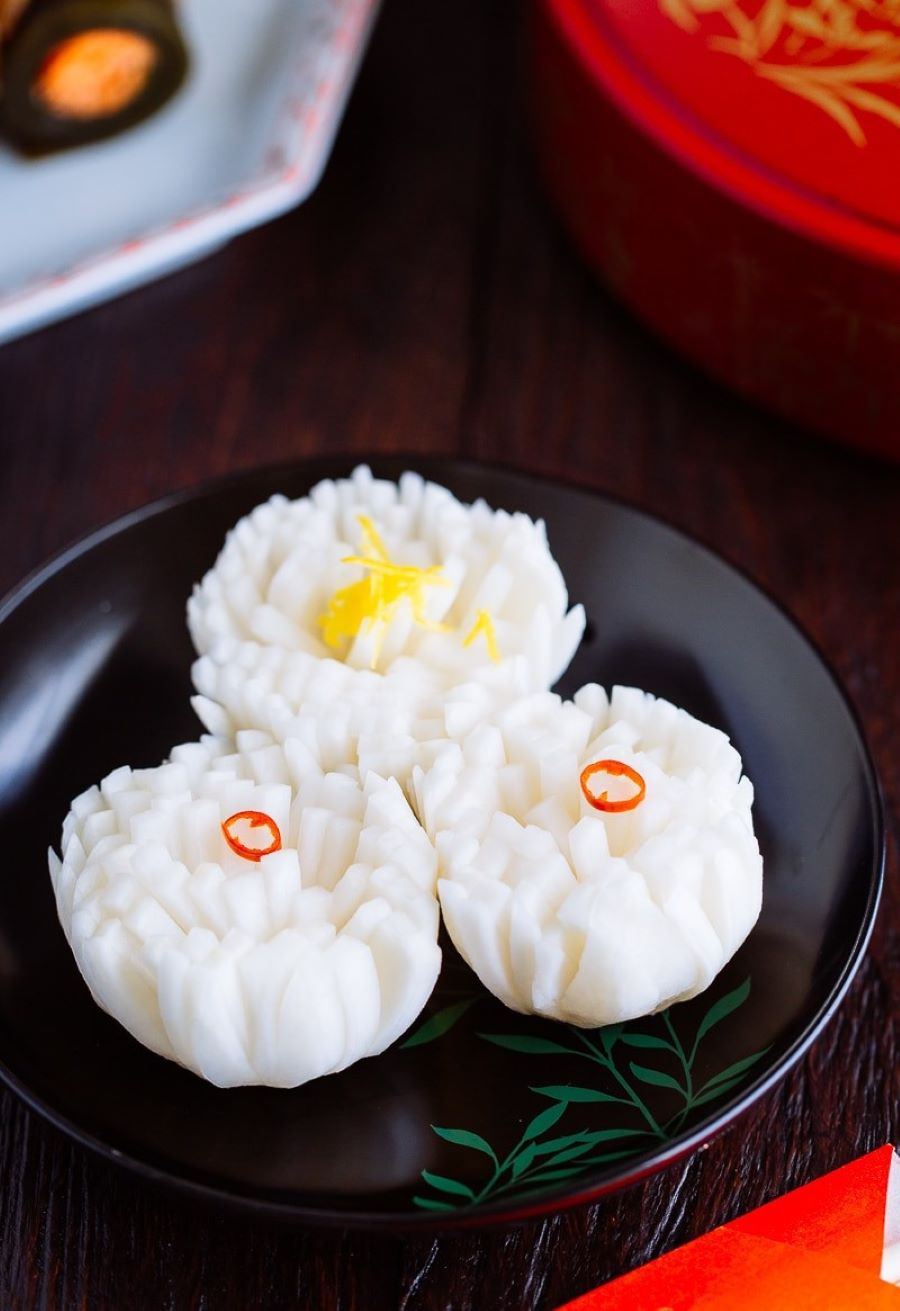 Kikuka-kabu không chỉ đơn thuần là củ cải mà còn là một tác phẩm nghệ thuật ẩm thực với ý nghĩa sâu sắc