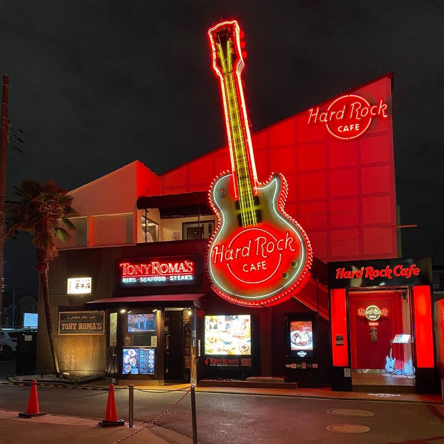 Hard Rock Cafe - Nơi âm nhạc rock bùng nổ hòa quyện cùng không khí sôi động, mang đến cho bạn trải nghiệm khó quên