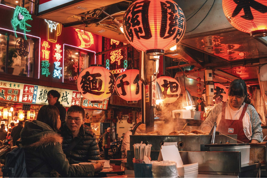 Chợ đêm Liuhe vẫn luôn sừng sững như một biểu tượng văn hóa của thành phố Cao Hùng