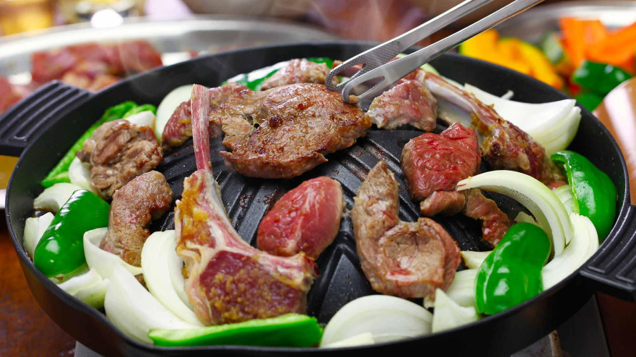 Jingisukan đã trở thành một trong những món ăn được yêu thích nhất tại Hokkaido