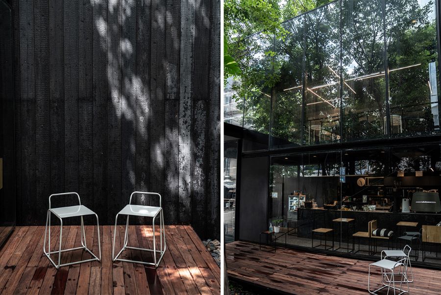 Modernism Cafe khoác lên mình bộ áo màu xám đen tinh tế, sang trọng