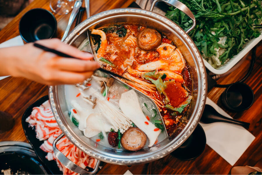 Lẩu được xem là một món ăn mùa đông truyền thống tại Nhật Bản