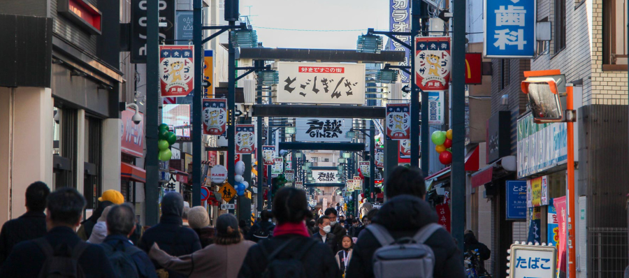 Togoshi Ginza là một điểm đến độc đáo thu hút đông đảo người dân địa phương và du khách đến tham quan, mua sắm