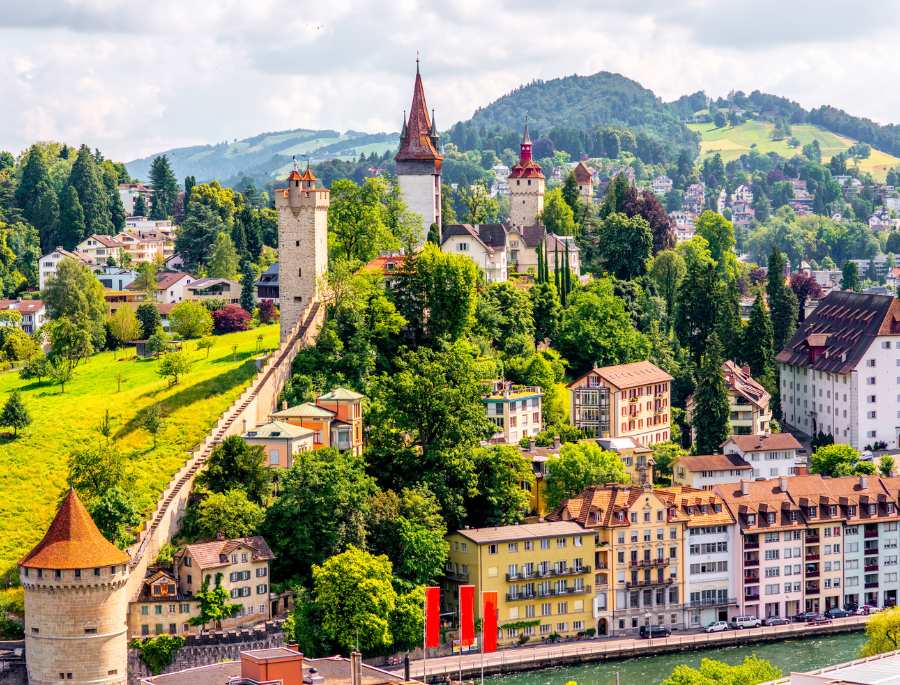 Phong cảnh thiên nhiên rực rỡ của Thụy Sĩ