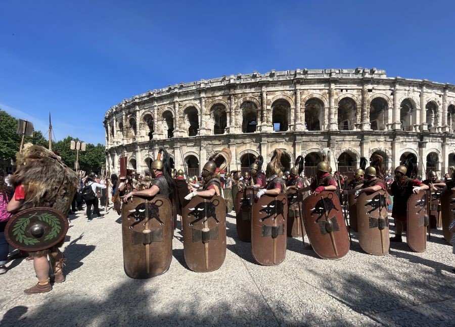Lễ hội Rome thu hút một lượng lớn du khách cả trong nước lẫn quốc tế đến tham gia
