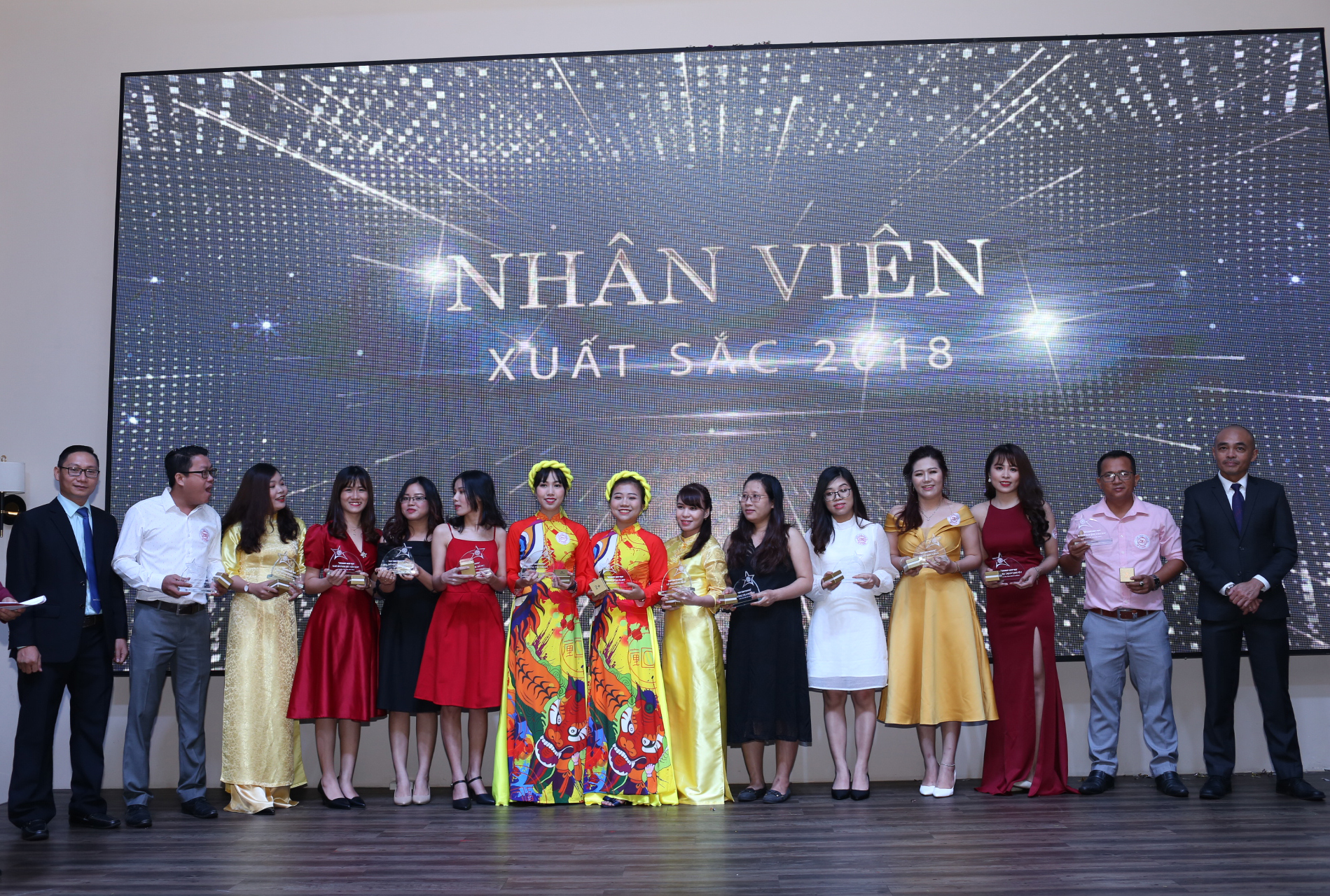 Vinh danh những nhân viên xuất sắc nhất 2018