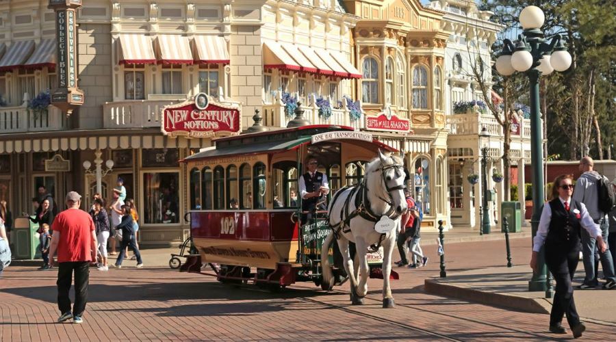 Khu Main Street - U.S.A là nơi hội tụ của phép màu và những câu chuyện cổ tích