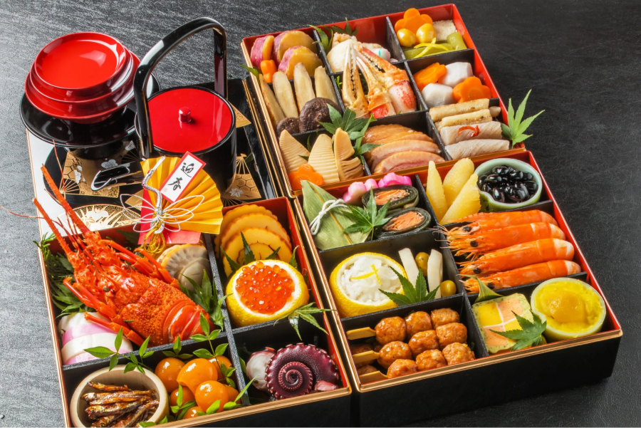 Mỗi món ăn trong hộp osechi đều mang một ý nghĩa riêng, tượng trưng cho những điều tốt đẹp trong năm mới