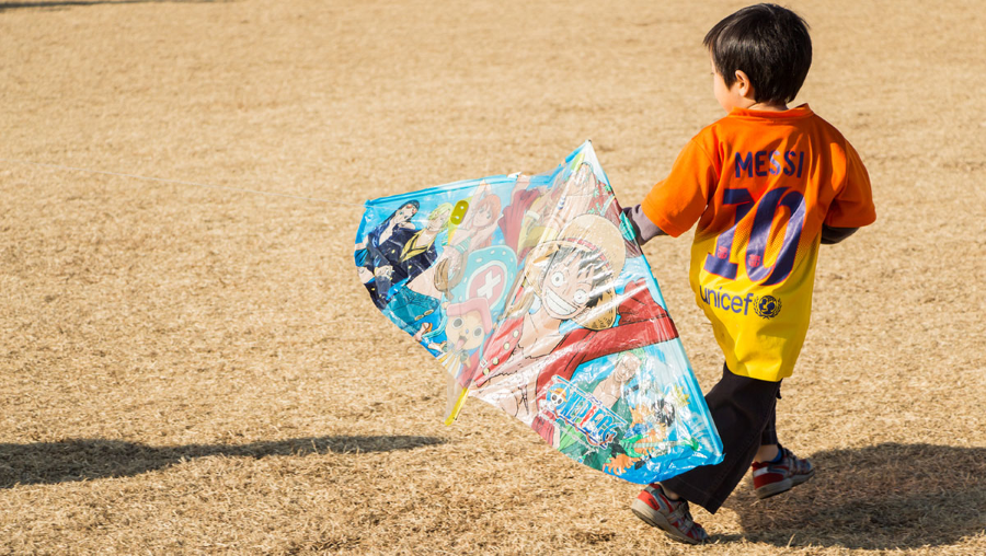 Takoage là một trong những trò chơi dân gian truyền thống của Nhật Bản, đặc biệt phổ biến vào dịp Tết