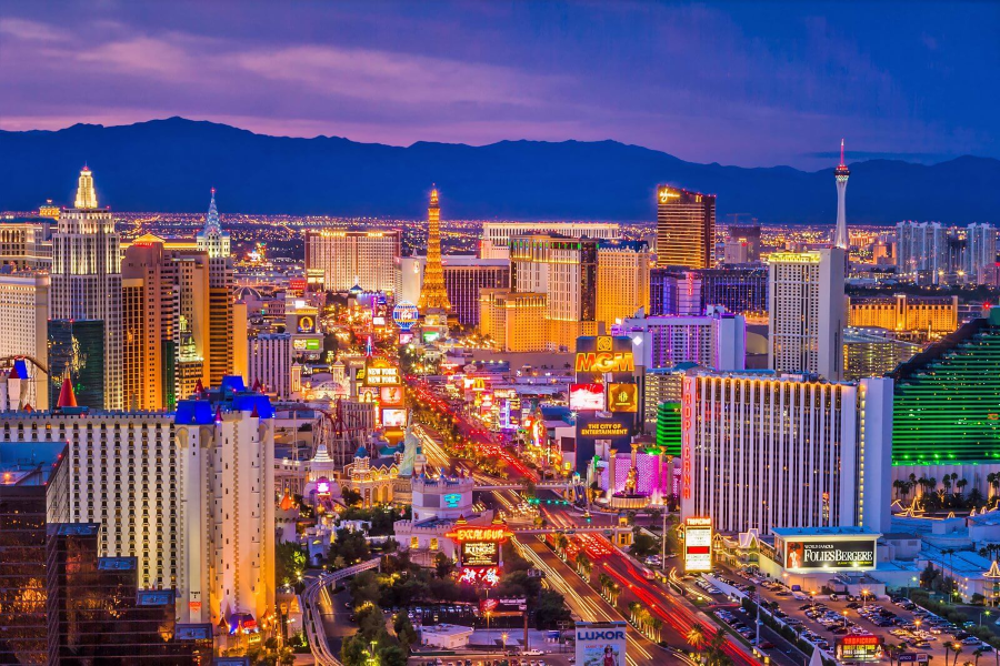 Las Vegas từ lâu đã trở thành biểu tượng của sự giàu sang, quyền lực và những cuộc vui bất tận