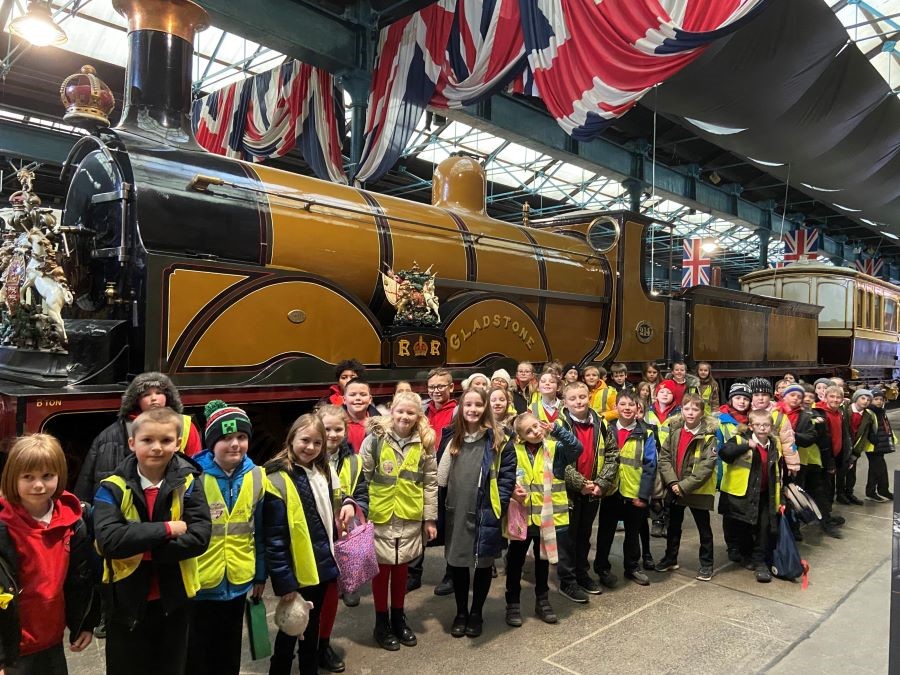 Bảo tàng Đường sắt Quốc gia là nơi lưu trữ những đầu máy xe lửa đời đầu