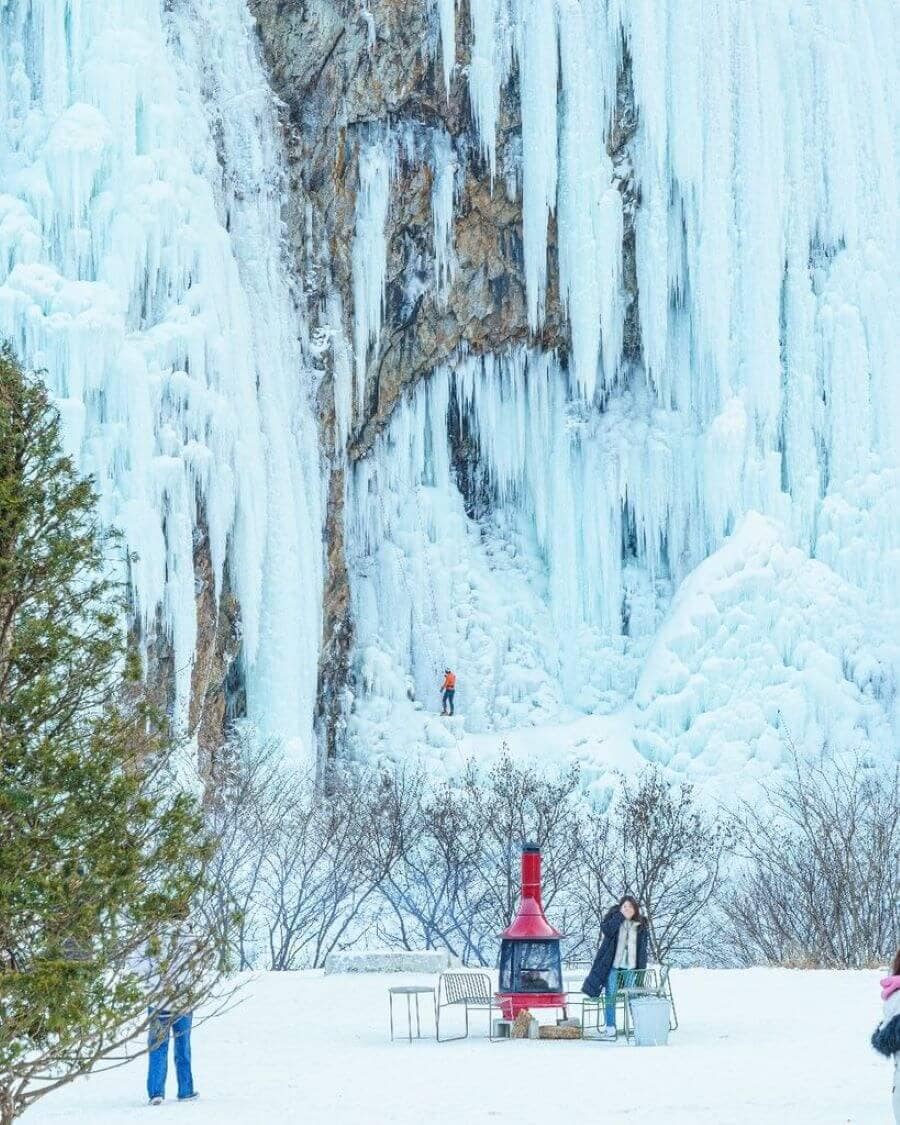 Với những trải nghiệm độc đáo và khung cảnh thiên nhiên tuyệt đẹp, Thung lũng băng Eobi sẽ để lại những kỉ niệm khó quên cho du khách