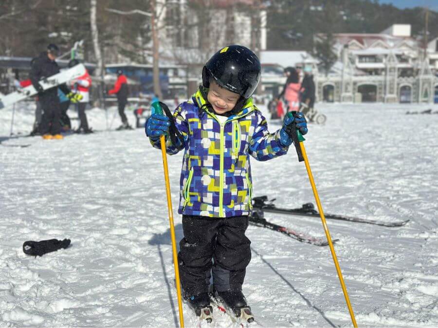 Thung lũng băng Eobi không chỉ là một bức tranh thiên nhiên tuyệt đẹp mà còn là một sân chơi mùa đông lý tưởng