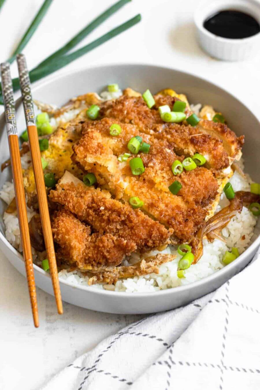 Sosu Katsudon - “Phiên bản đặc biệt” của Katsudon