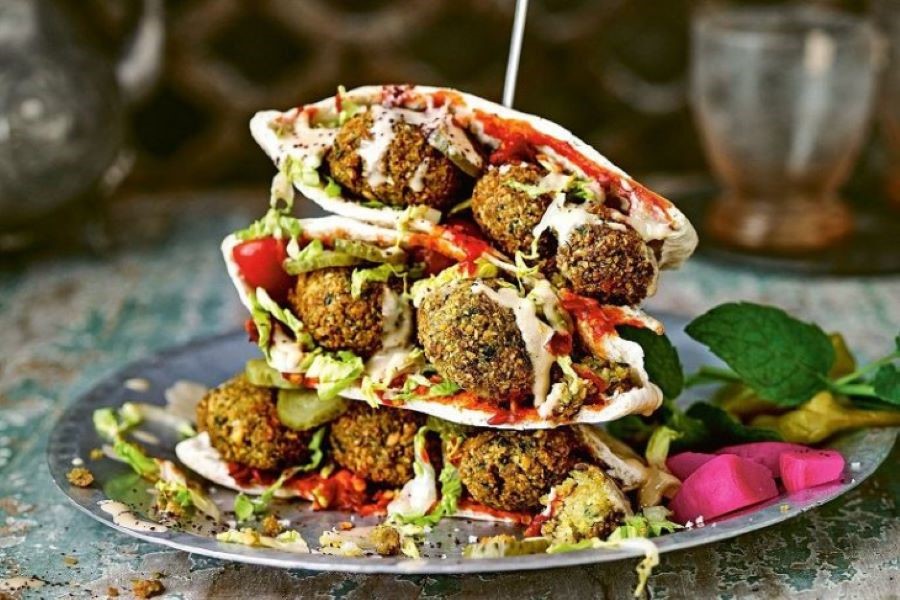 Falafel sandwich - món ăn truyền thống của Anh Quốc