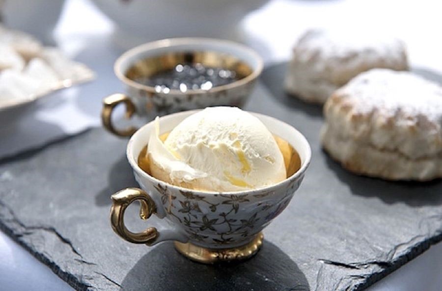 Món trà kem là sự kết hợp tuyệt vời của vị ngọt và đắng