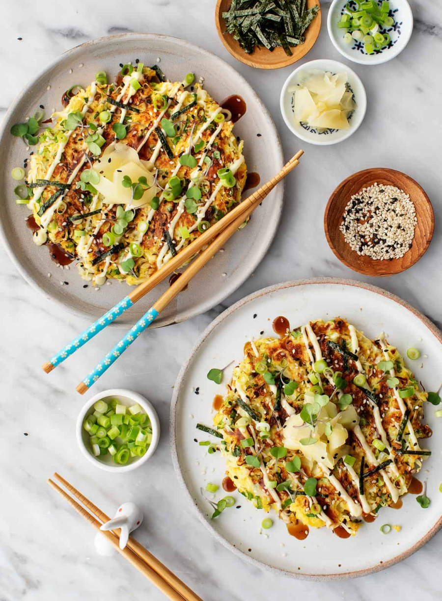 Okonomiyaki hay còn gọi là bánh xèo Nhật Bản
