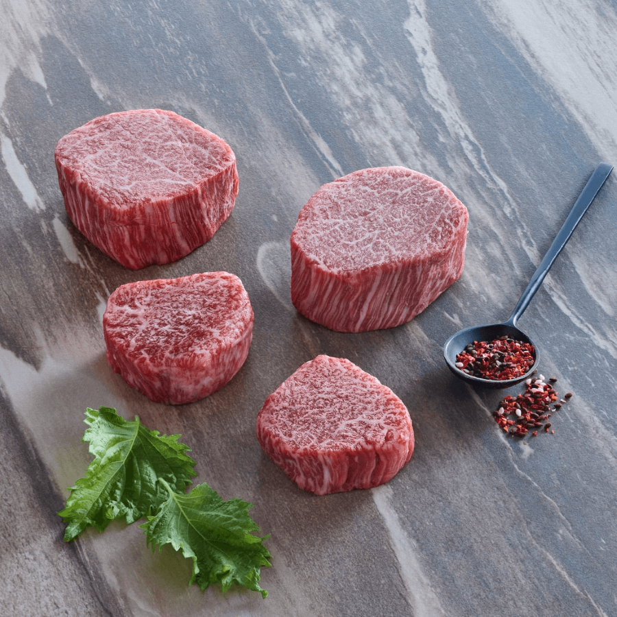 Mỗi miếng thịt bò Hida tạo nên một đặc sản ẩm thực độc đáo của Nhật Bản