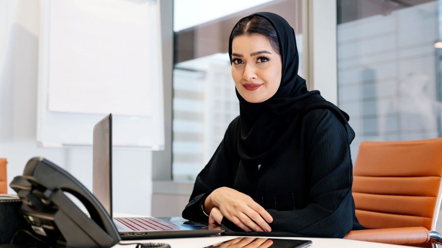 Phần lớn người dân sinh sống tại Dubai đều là tín đồ của Hồi giáo