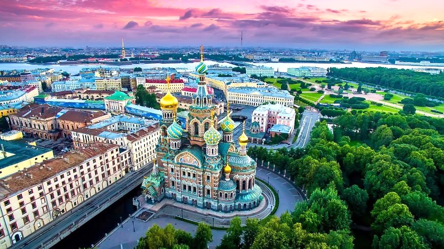 Các tọa độ tham quan tại Saint Petersburg khoác lên mình vẻ kiêu sa, tráng lệ 