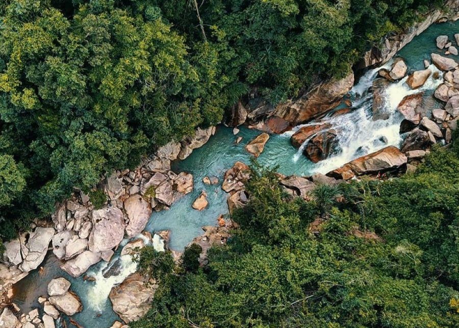 Vẻ đẹp tựa “tiên cảnh” của khu du lịch Ba Hồ