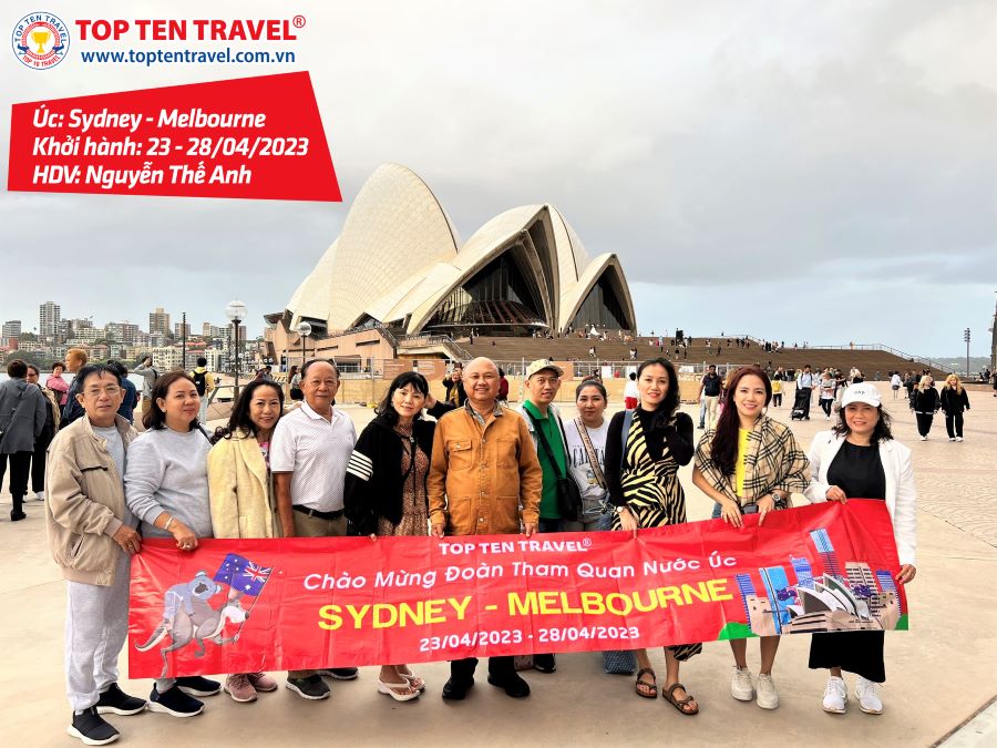 Tổng hợp hình đoàn tour du lịch khởi hành tháng 4 tại Top Ten Travel