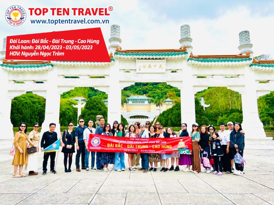 Tổng hợp hình đoàn tour du lịch khởi hành tháng 4 tại Top Ten Travel