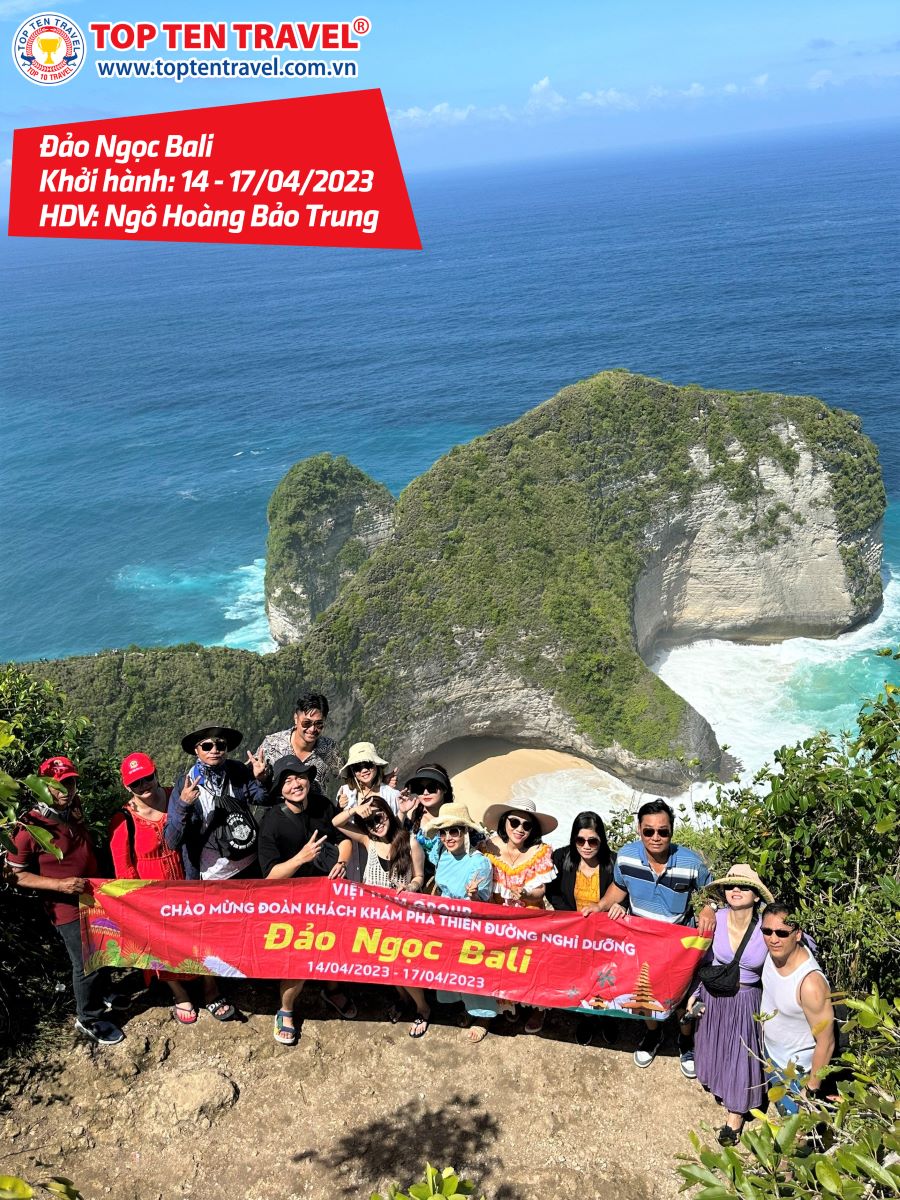 Tổng hợp hình đoàn tour du lịch khởi hành tháng 4 tại Top Ten Travel