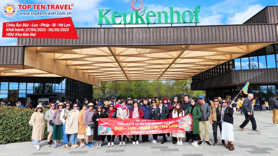 Tổng hợp hình đoàn tour du lịch khởi hành tháng 4 tại Top Ten Travel
