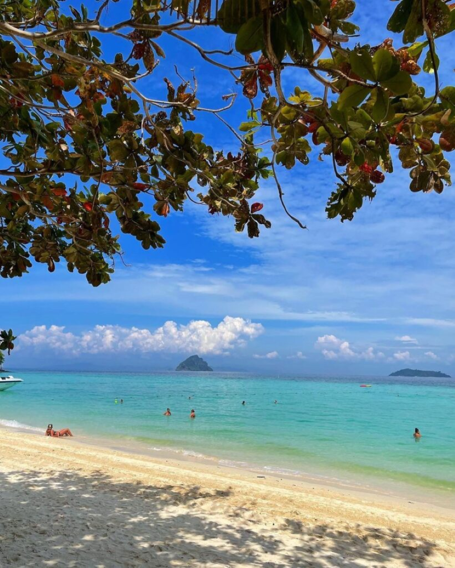 Laem Thong - Một trong những địa điểm du lịch biển Thái Lan đẹp tựa thiên đường