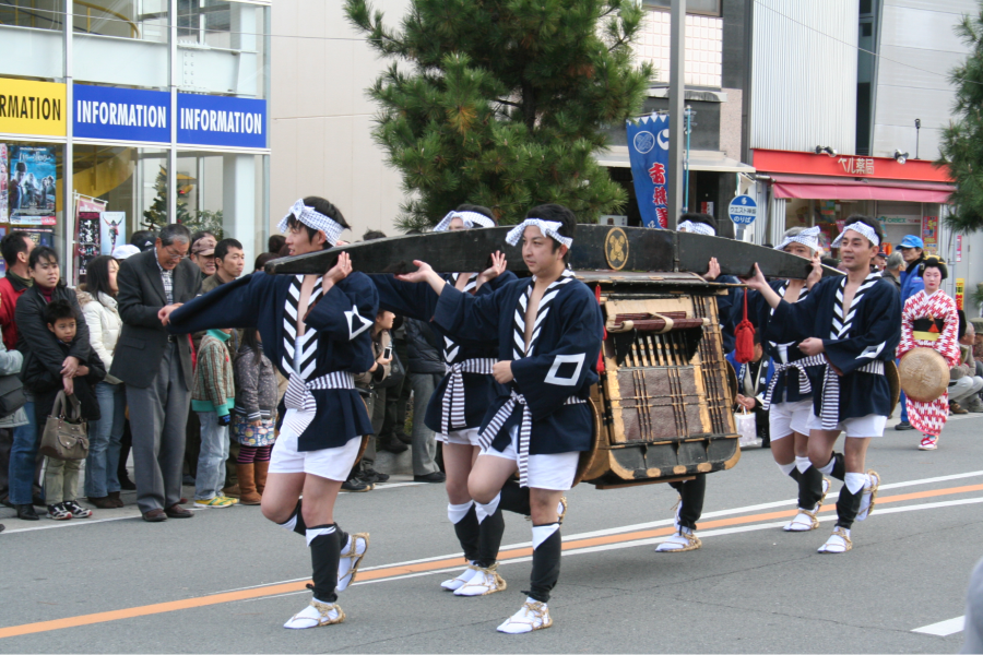 Lễ hội Ako Gishi-sai, được tổ chức vào ngày 14 tháng 12 hàng năm tại nhiều địa điểm trên khắp Nhật Bản