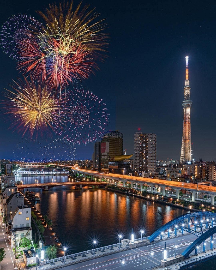 Lễ hội pháo hoa Nhật Bản là một trong những sự kiện văn hóa truyền thống nổi tiếng nhất đất nước mặt trời mọc