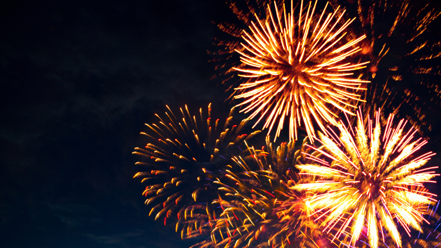 Lễ hội pháo hoa Makomanai chính là một điểm đến không thể bỏ qua khi bạn đặt chân đến Hokkaido