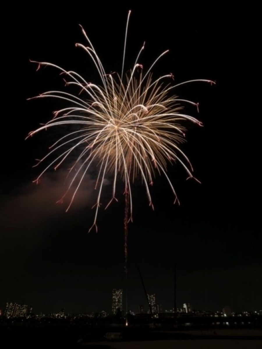 Katsushika Noryo không chỉ đơn thuần là màn trình diễn ánh sáng mà còn là nơi lưu giữ nét đẹp văn hóa truyền thống của Nhật Bản