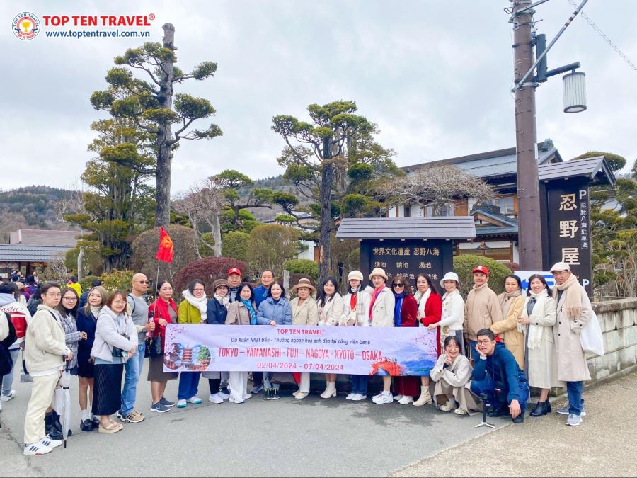 Những vị khách đã tin tưởng lựa chọn dịch vụ của Top Ten Travel