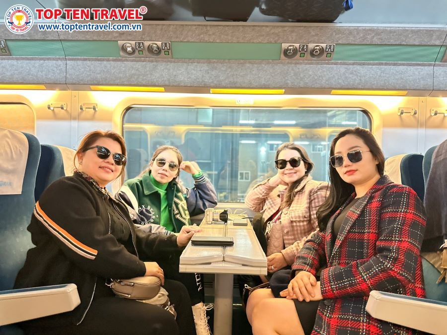 Trải nghiệm cảm giác di chuyển trên chuyến tàu có vận tốc nhanh nhất tại Hàn