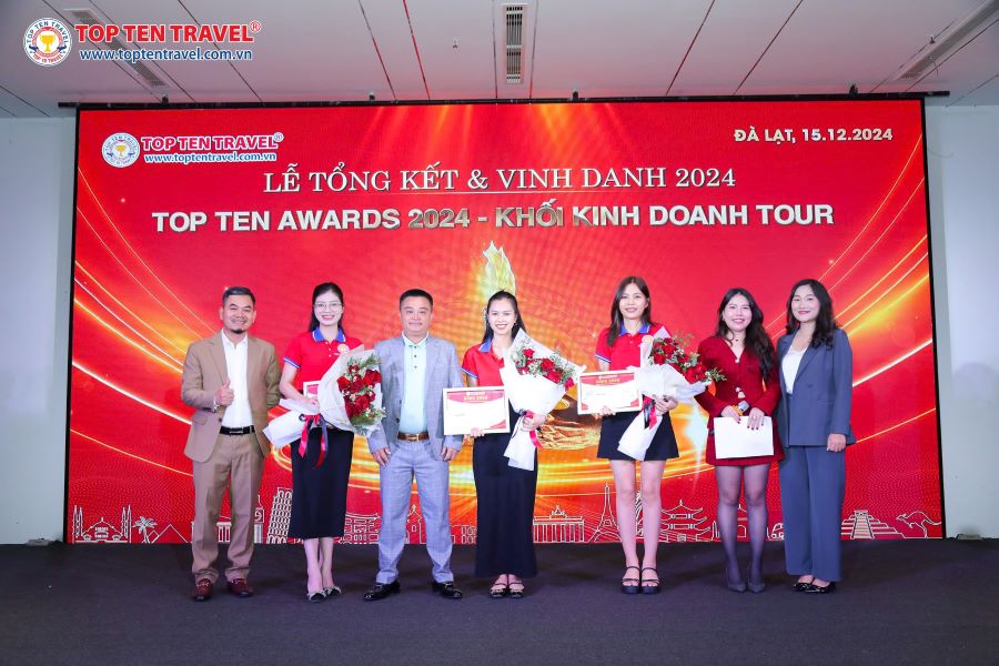 Vinh danh Top Ten Awards 2024 - Khối kinh doanh tour