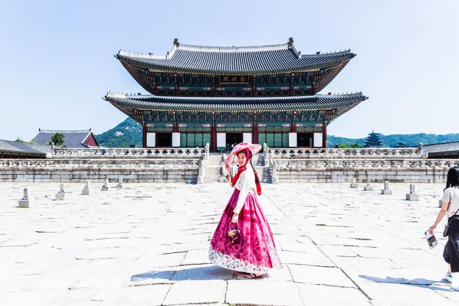 Cung điện Gyeongbokgung - biểu tượng cho truyền thống lịch sử và nền văn hóa lâu đời của xứ sở Kim Chi