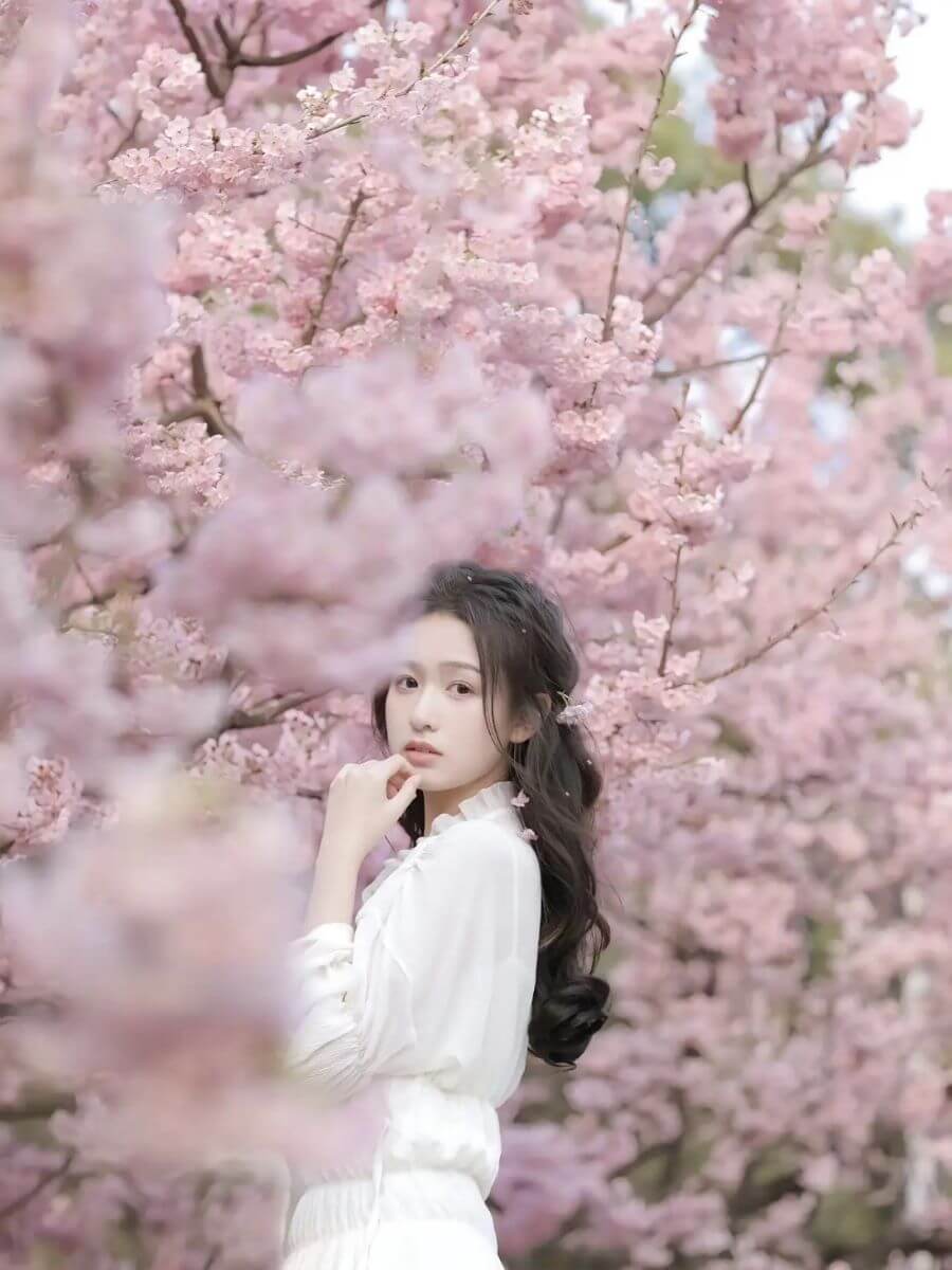 Màu trắng là một màu basic được nhiều người yêu thích và lựa chọn