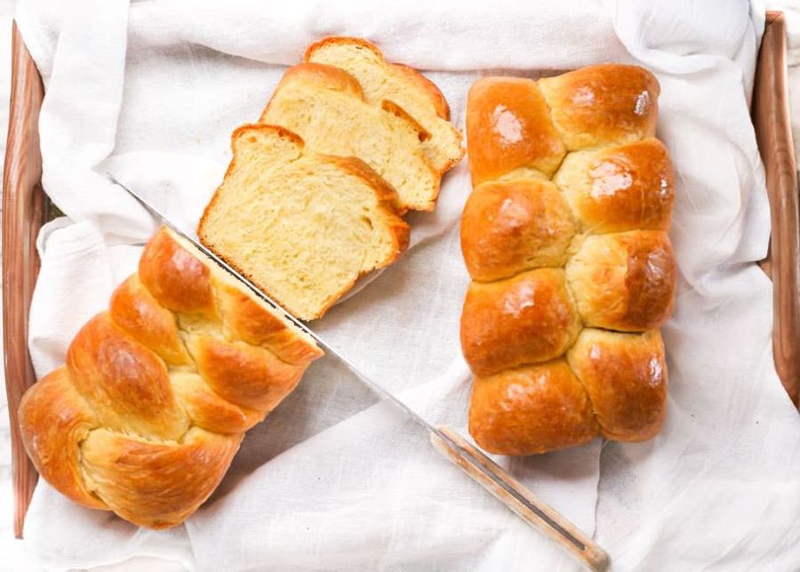 Bánh mì hoa cúc Brioche là một trong những loại bánh mì khá nổi tiếng và được ưa thích tại nước Pháp