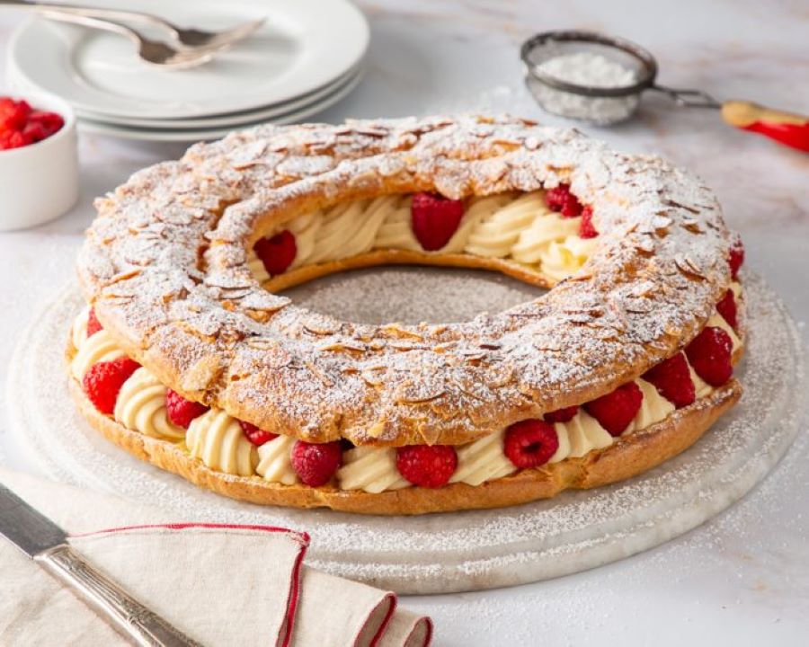 Nhắc đến các loại bánh Pháp nổi tiếng, chắc chắn không thể không nhắc tới Paris Brest