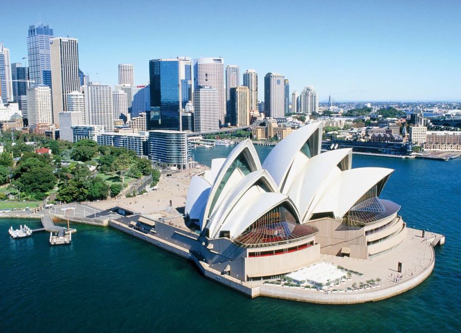 Nhắc đến những địa điểm nổi tiếng ở Sydney thì không thể bỏ qua Nhà hát Con Sò Sydney Opera House