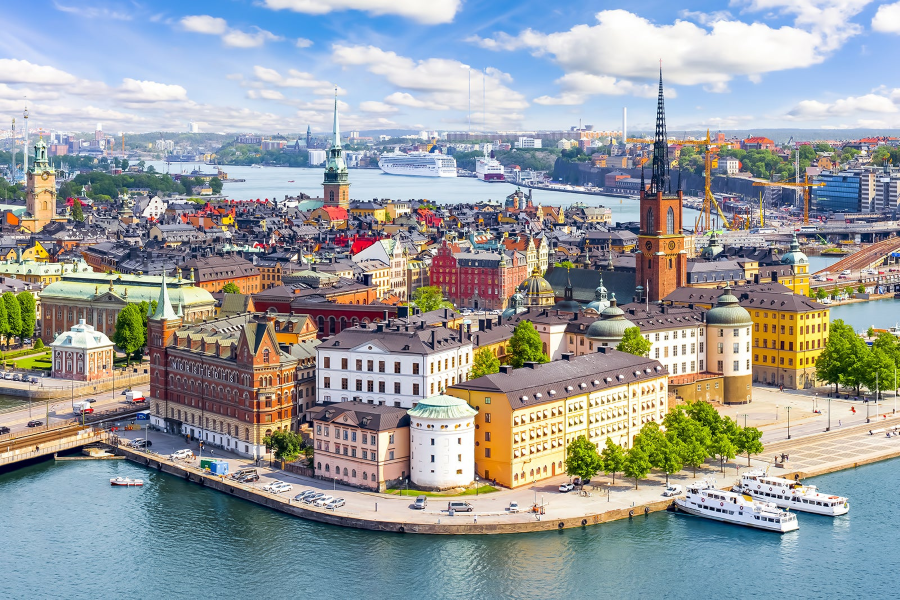 Stockholm, Thụy Điển, - một trong những thủ đô đẹp nhất Châu Âu, thu hút du khách bởi vẻ đẹp vừa cổ kính, vừa hiện đại