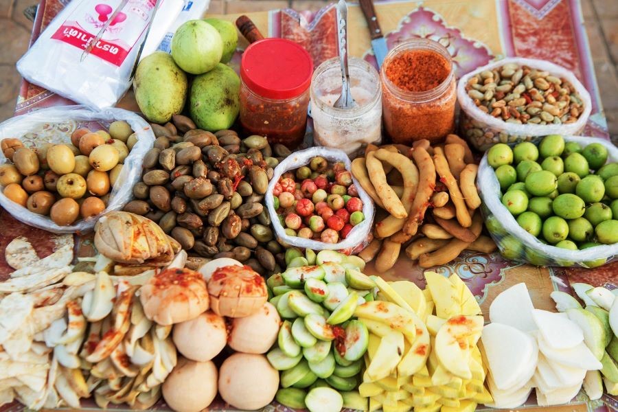 Du khách đến Campuchia tha hồ thưởng thức các loại trái cây tươi ngon khác nhau